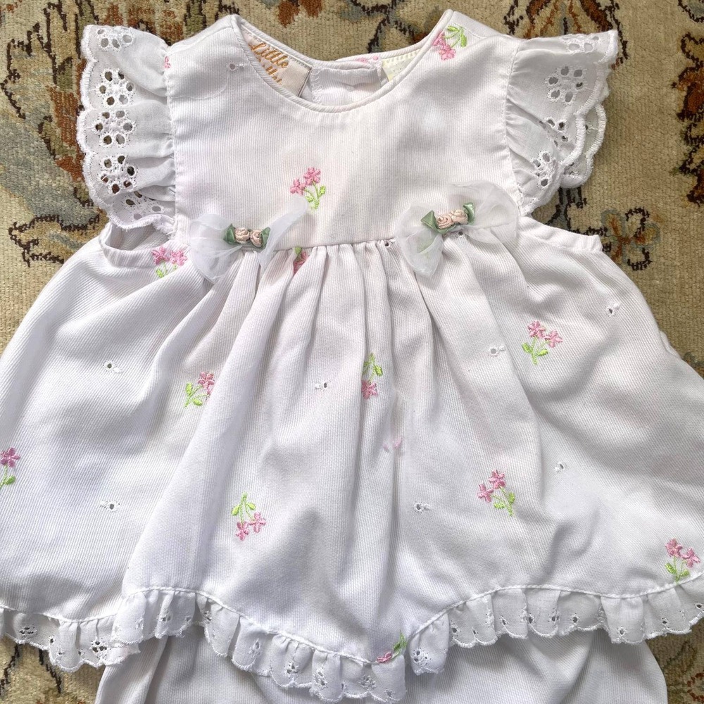 Little Billy Vintage Baby Girls 6-9M White Floral Eyelet Top &‎ Bloomers Set